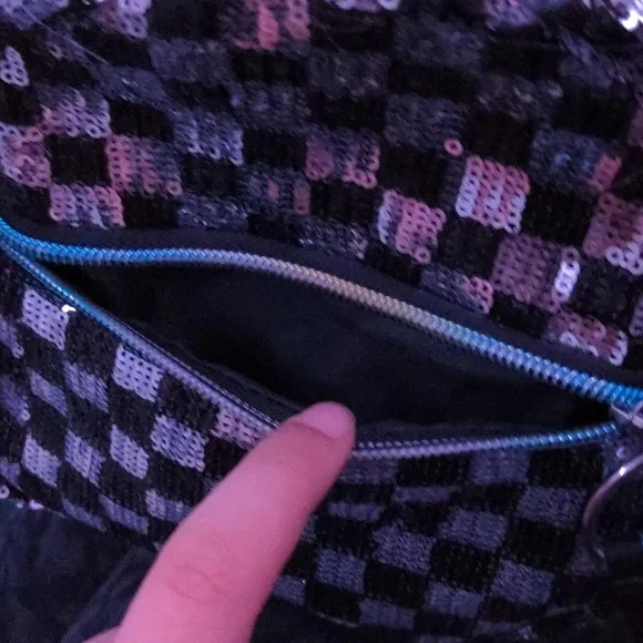 Mini backpack/purse - Picture 2 of 3